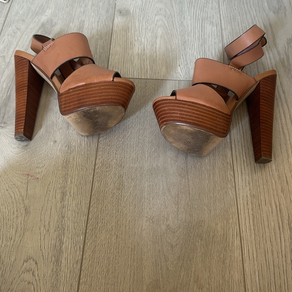 Steve Madden Dezzzy Tan Leather Platform Heels - Picture 11 of 11